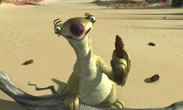 A Sid, el perezoso, le encantan las piñas de picea.